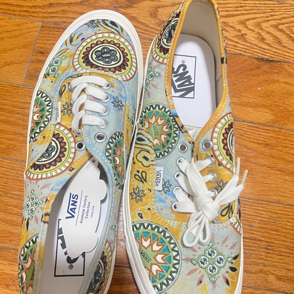 Vans Men/Women Multicolor Patterned Sneakers - Unisex Sneakers